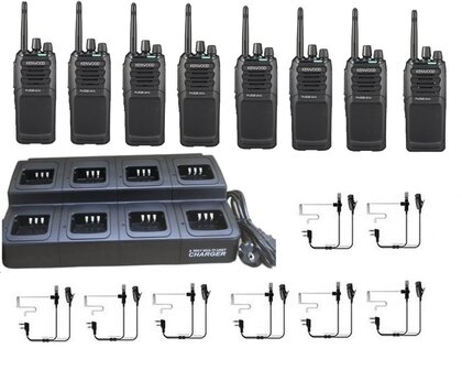 Kenwood TK-3701D dPMR set van 8 incl 8 vaks-lader en headsets